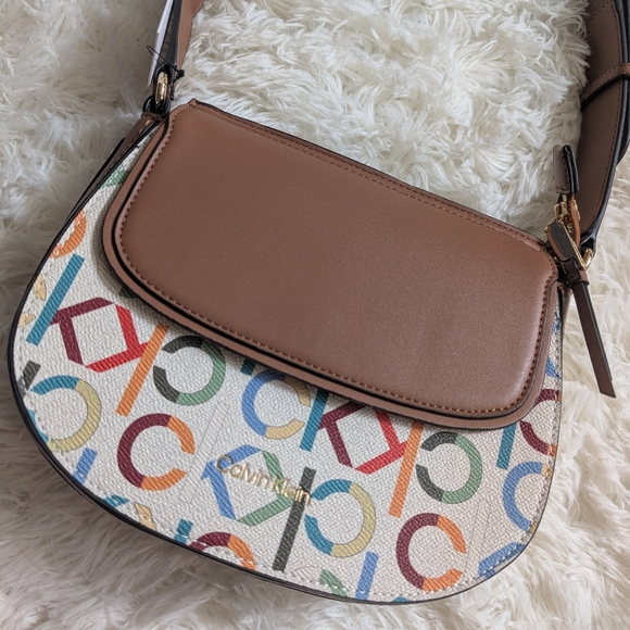 Calvin Klein Women's Bella Novelty Crossbody - New - Picture 8 of 10